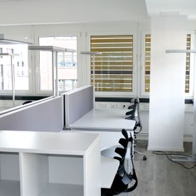 Lieferung & Montage von Büromöbeln in Hamburg